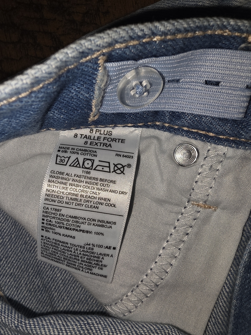 Old Navy Light Blue Distressed Denim Cutoff Shorts - Picture 4 of 6